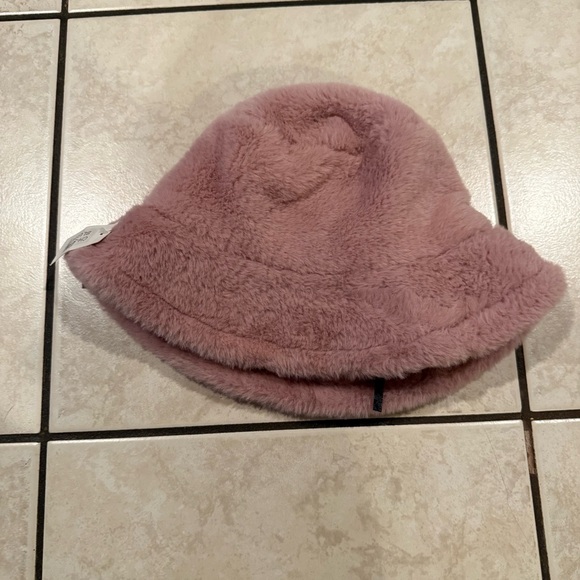 Pink Fuzzy Bucket Hat with LA Logo - Picture 2 of 4